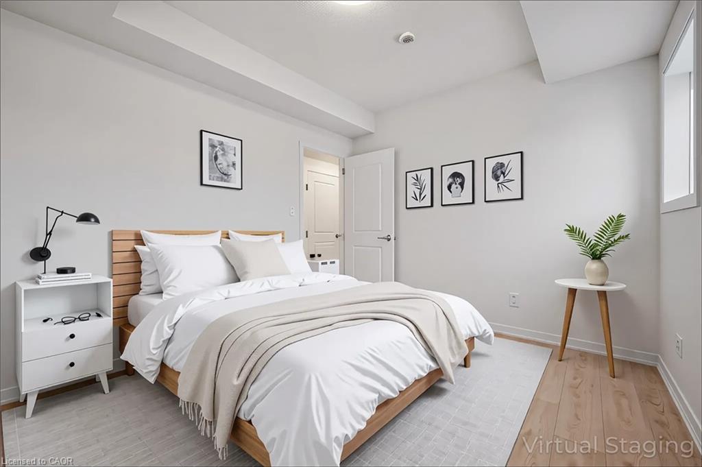 B6-15 Stauffer Woods Trail, Kitchener, ON - Indoor Photo Showing Bedroom