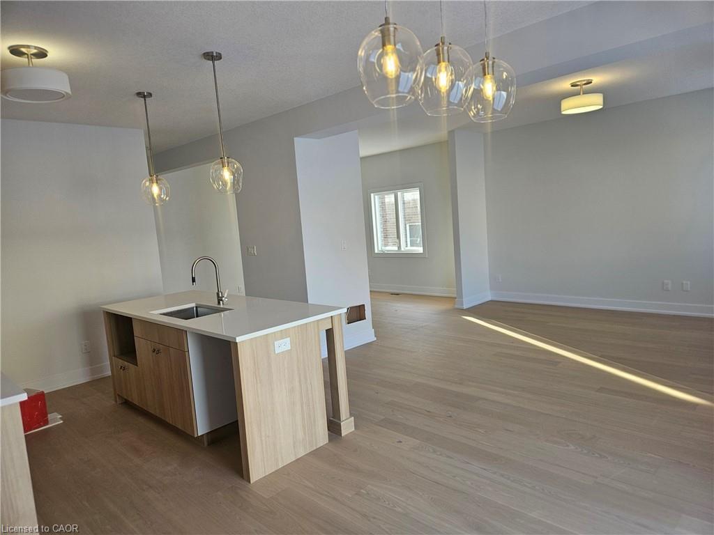 123 Maple Street, Drayton, ON - Indoor