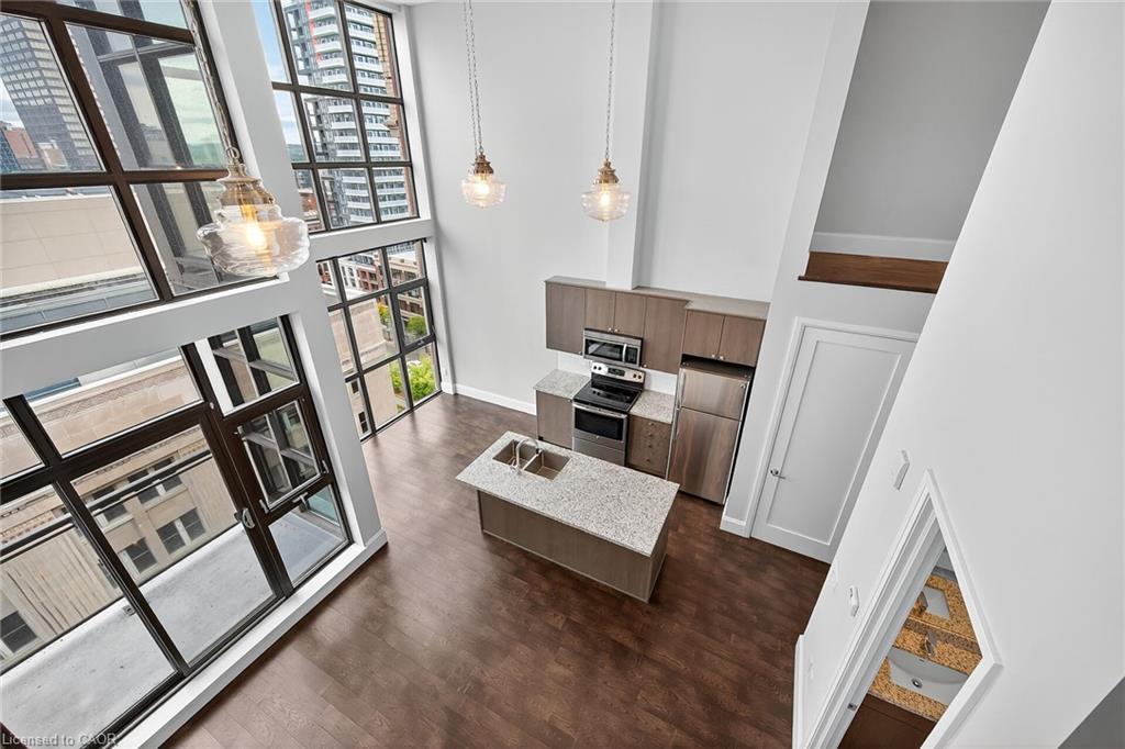 Lph6-112 King Street E, Hamilton, ON - Indoor