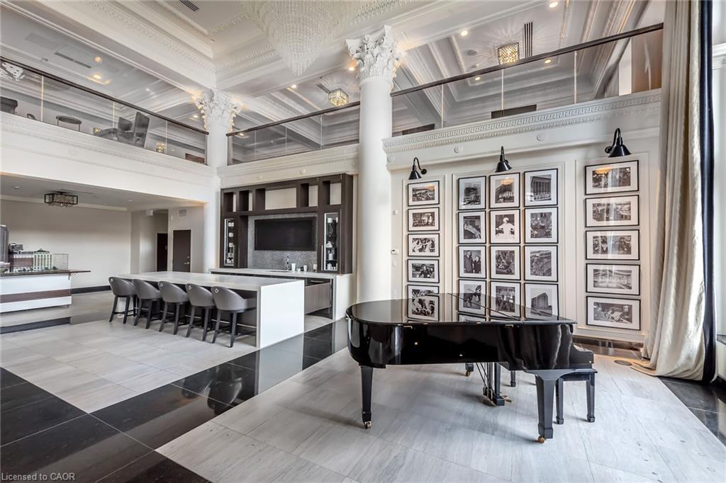 Lph6-112 King Street E, Hamilton, ON - Indoor