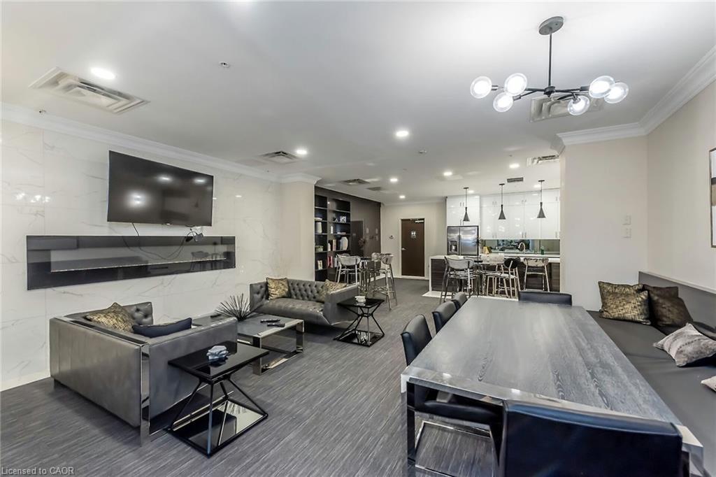 Lph6-112 King Street E, Hamilton, ON - Indoor With Fireplace