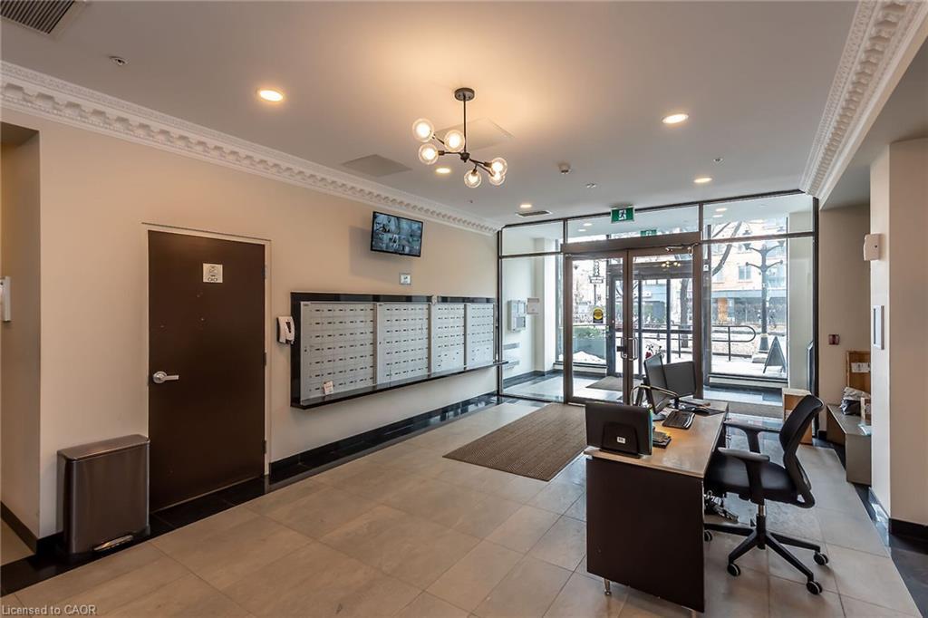Lph6-112 King Street E, Hamilton, ON - Indoor