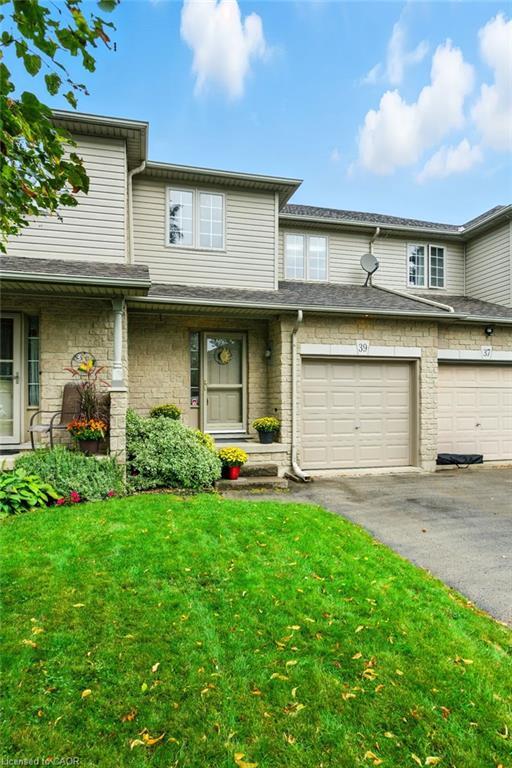 39 Foxborough Drive, Ancaster, ON - Outdoor