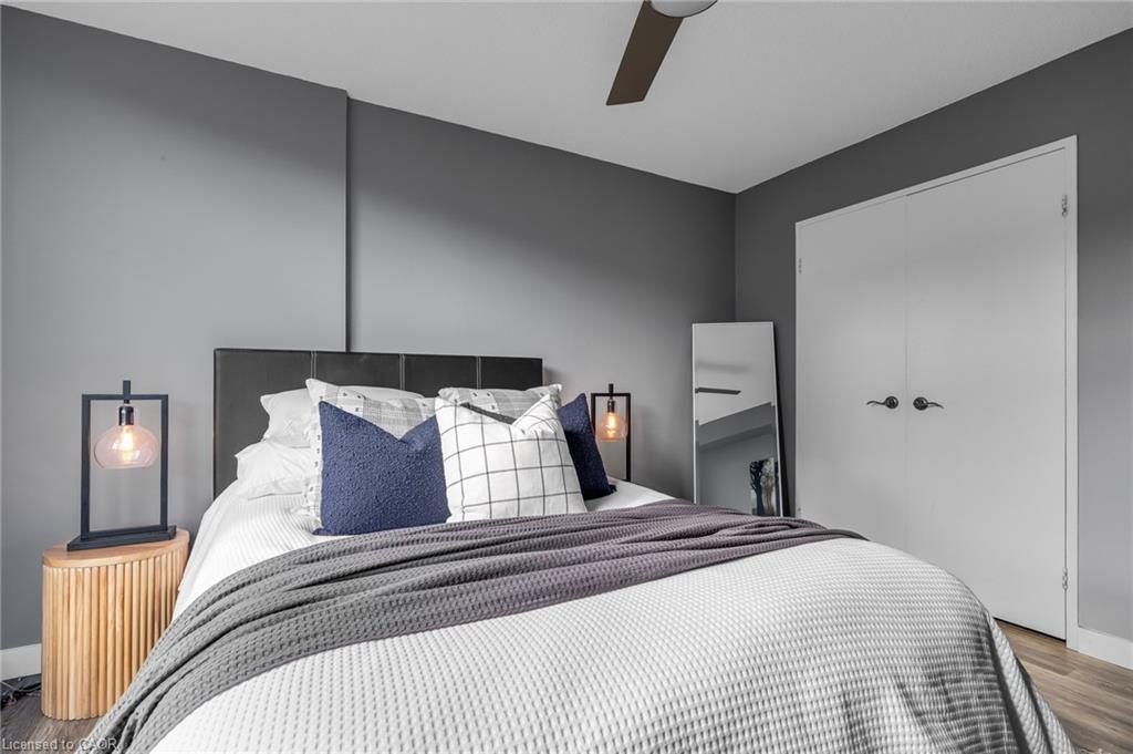 1406-150 Charlton Avenue E, Hamilton, ON - Indoor Photo Showing Bedroom