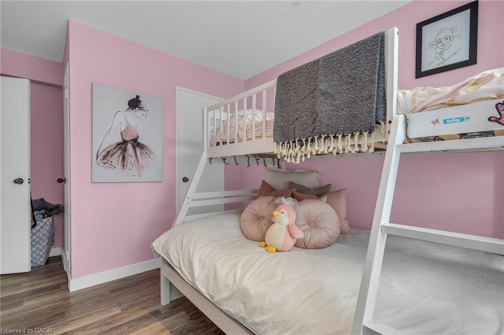 1406-150 Charlton Avenue E, Hamilton, ON - Indoor Photo Showing Bedroom
