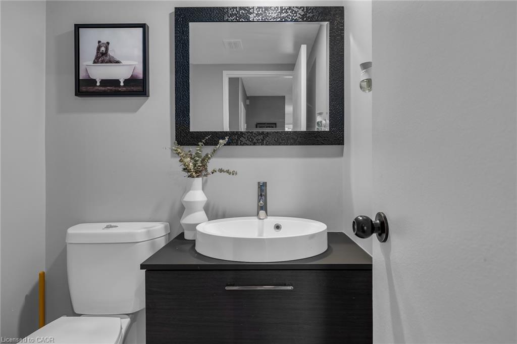 1406-150 Charlton Avenue E, Hamilton, ON - Indoor Photo Showing Bathroom