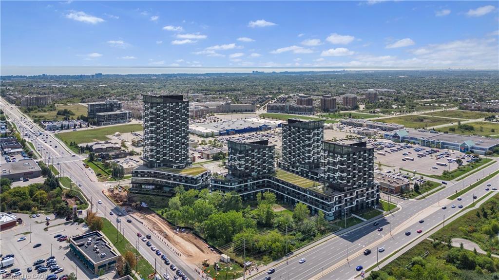 906-297 Oak Walk Drive, Oakville, ON - Outdoor With View