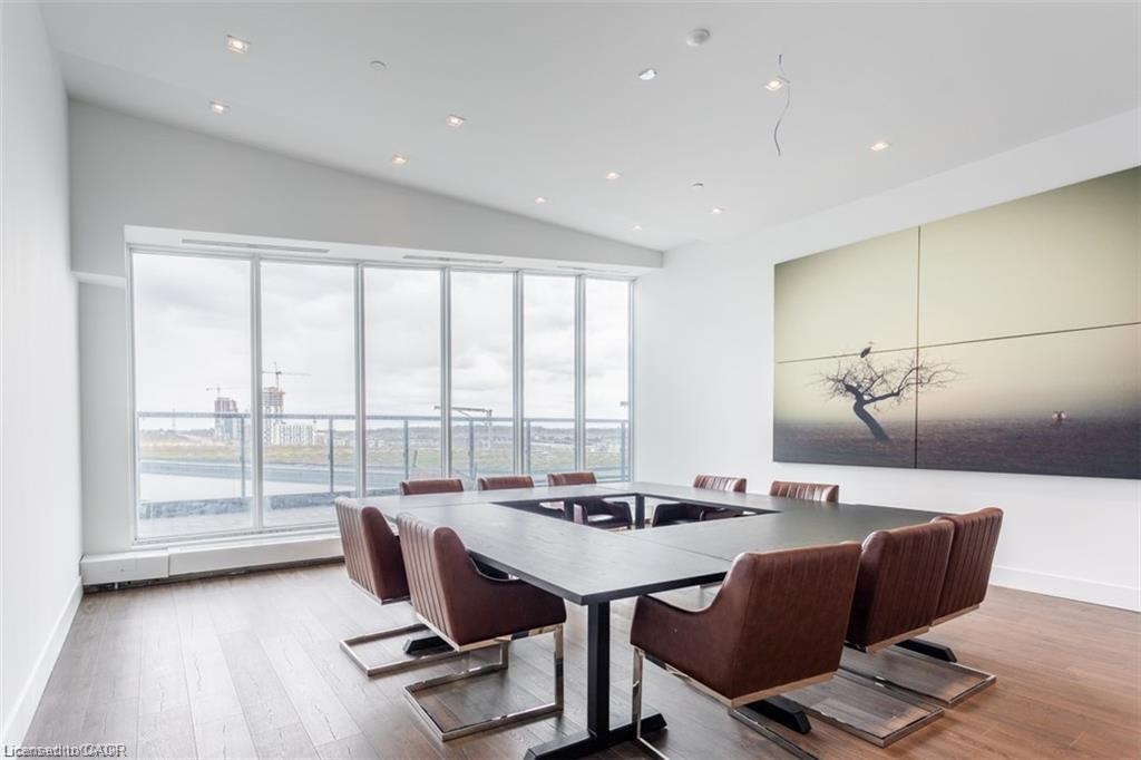 906-297 Oak Walk Drive, Oakville, ON - Indoor