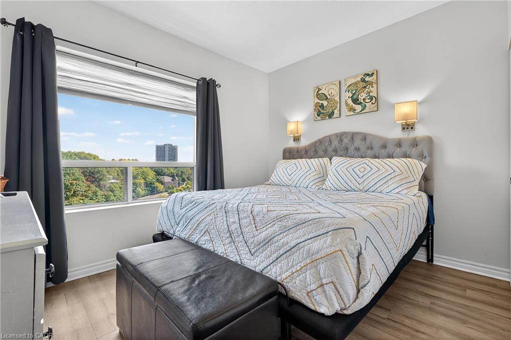 601-170 Water Street N, Cambridge, ON - Indoor Photo Showing Bedroom