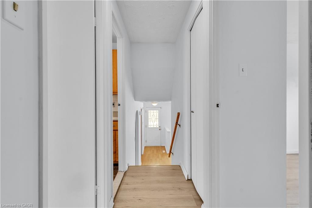 87 Christopher Drive, Waterloo, ON - Indoor Photo Showing Other Room