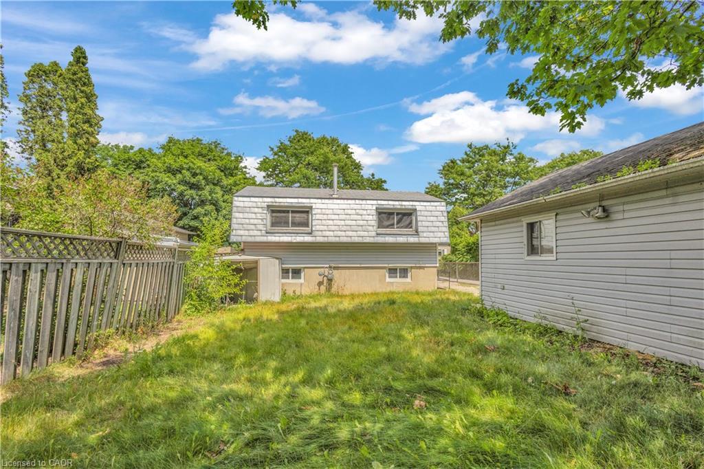 87 Christopher Drive, Waterloo, ON - Outdoor