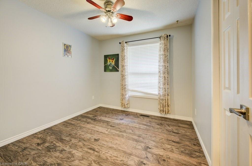 7 Folkstone Crescent, Kitchener, ON - Indoor Photo Showing Other Room