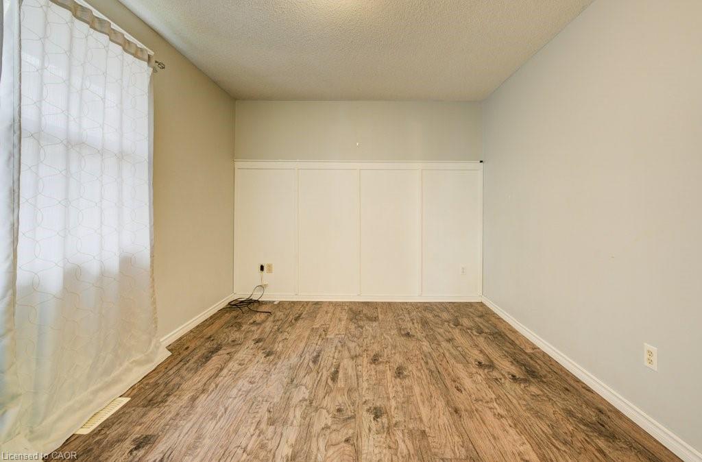 7 Folkstone Crescent, Kitchener, ON - Indoor Photo Showing Other Room