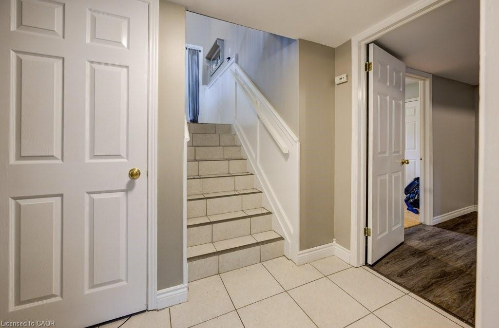7 Folkstone Crescent, Kitchener, ON - Indoor Photo Showing Other Room
