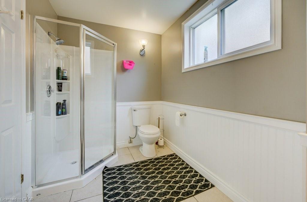 7 Folkstone Crescent, Kitchener, ON - Indoor Photo Showing Bathroom
