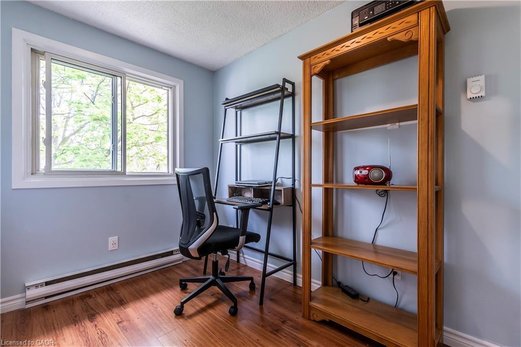 7-121 Morgan Avenue, Kitchener, ON - Indoor Photo Showing Office