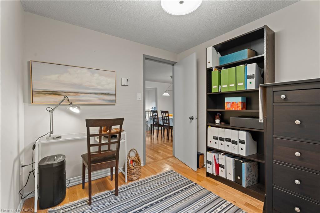 7-1967 Main Street W, Hamilton, ON - Indoor