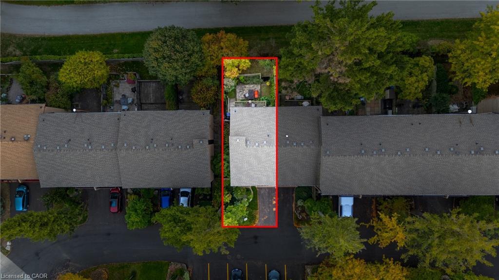 7-1967 Main Street W, Hamilton, ON - Outdoor