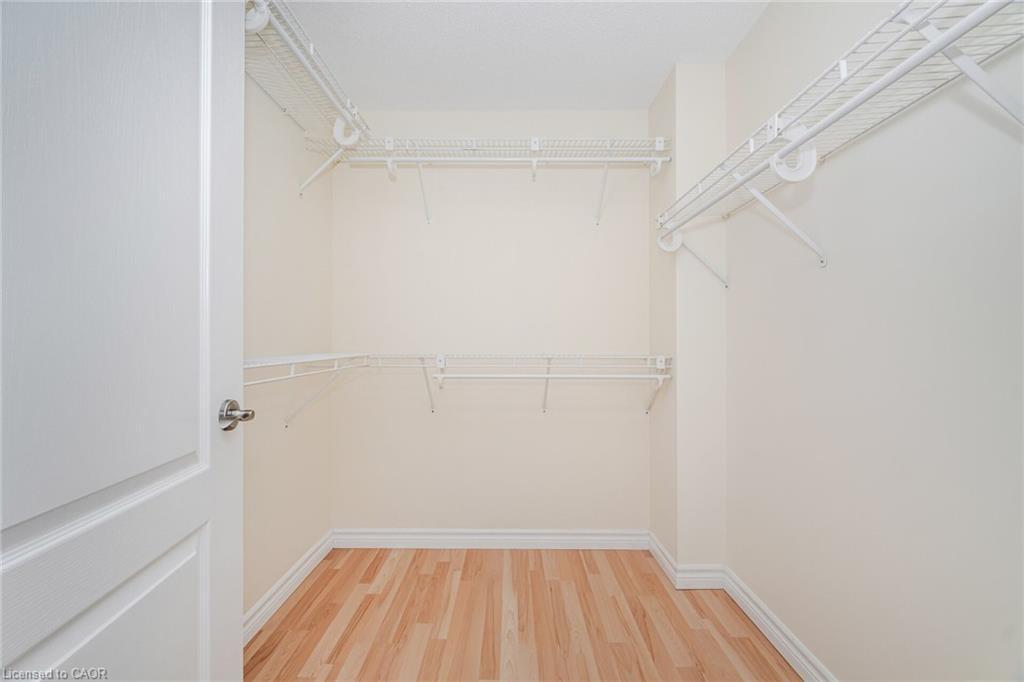 1605-135 James Street S, Hamilton, ON - Indoor With Storage