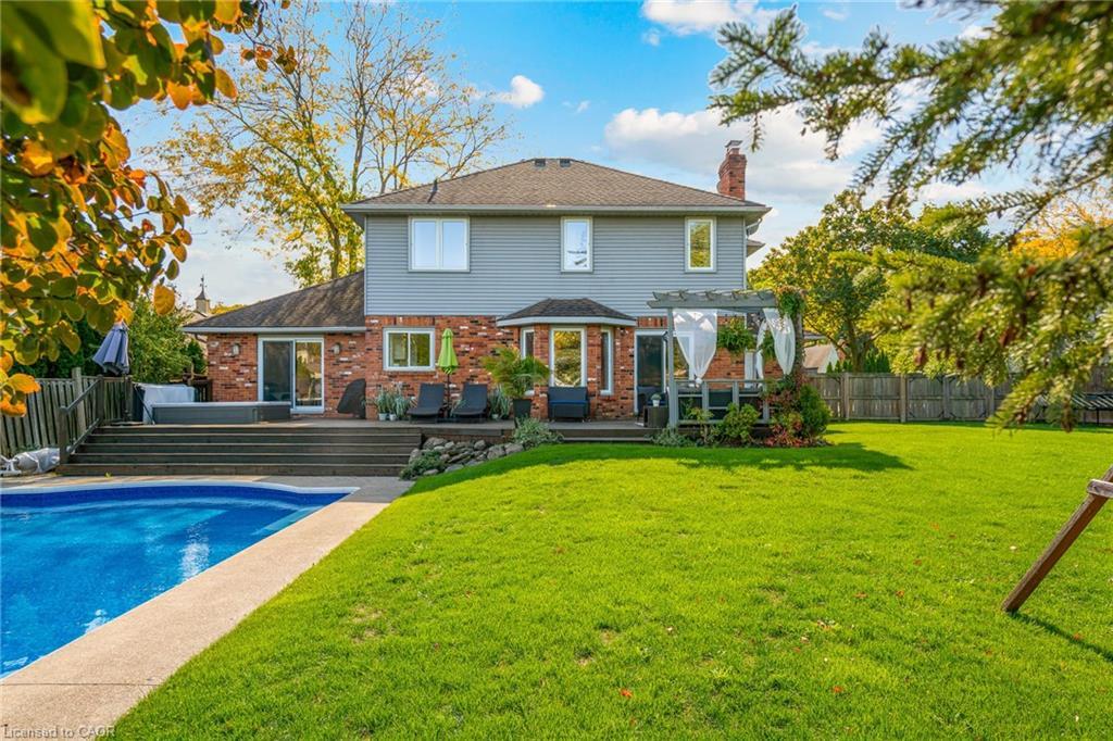 2905 Butler'S Walk, Lincoln, ON - Outdoor With In Ground Pool With Deck Patio Veranda