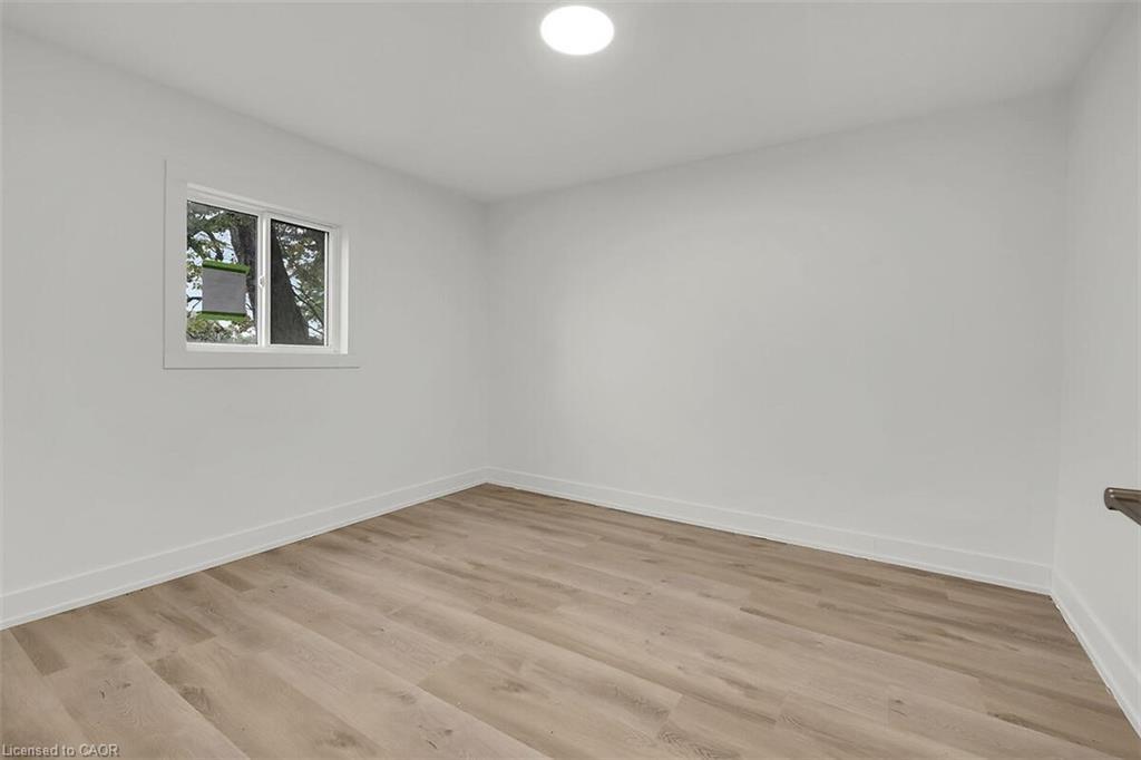 34 Rykert Street, St. Catharines, ON - Indoor Photo Showing Other Room