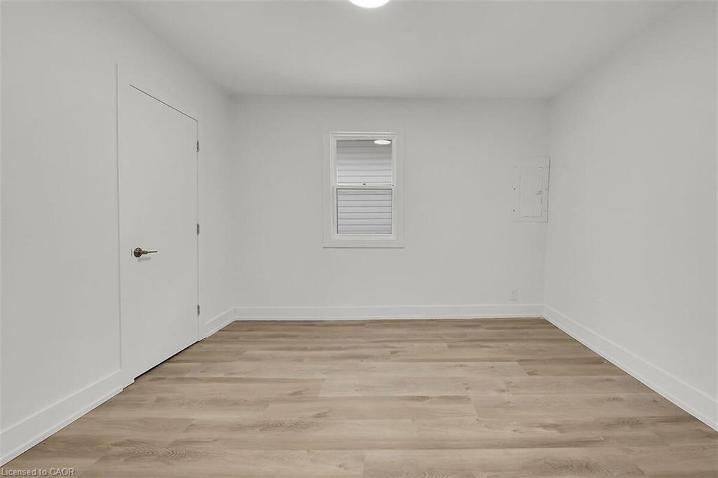 34 Rykert Street, St. Catharines, ON - Indoor Photo Showing Other Room