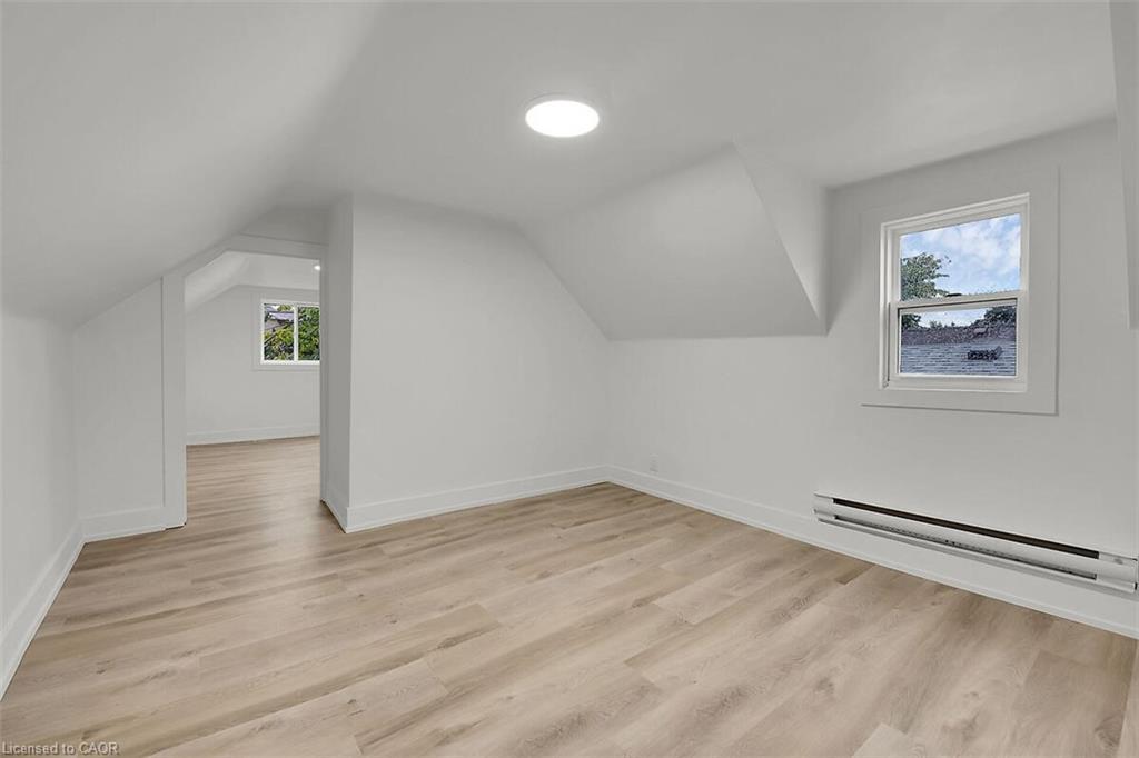 34 Rykert Street, St. Catharines, ON - Indoor Photo Showing Other Room