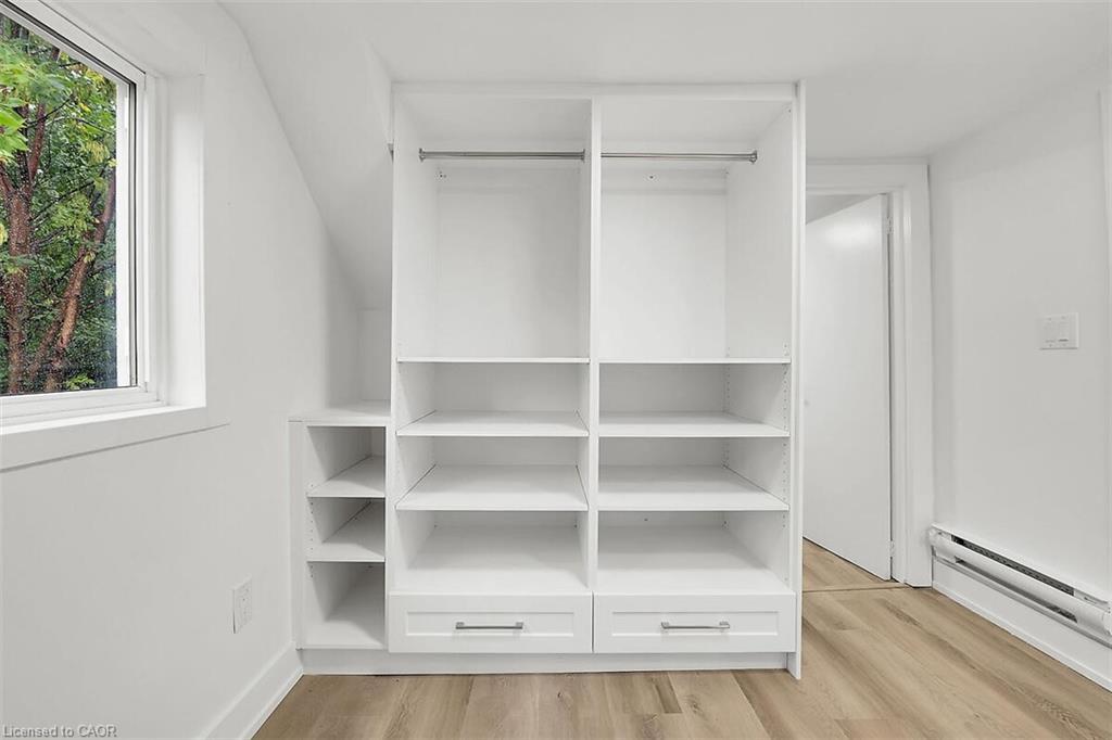 34 Rykert Street, St. Catharines, ON - Indoor With Storage