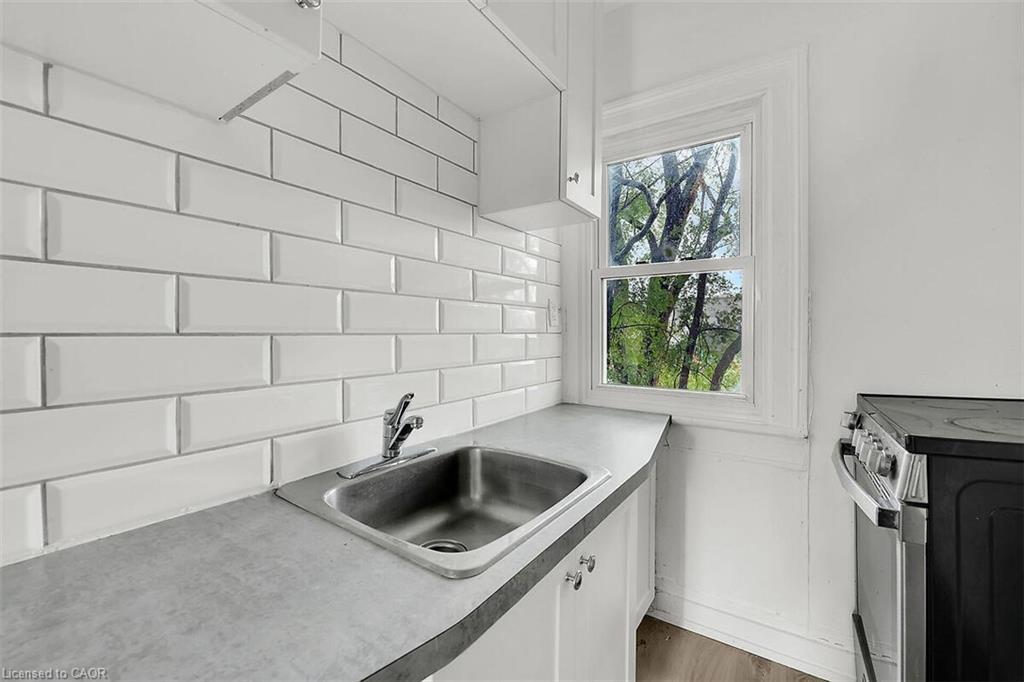 43 Centre Street, St. Catharines, ON