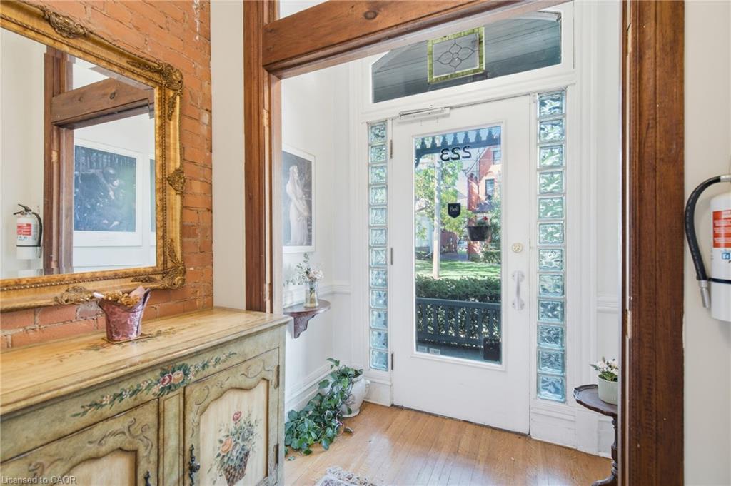 2-223 Bay Street S, Hamilton, ON - Indoor