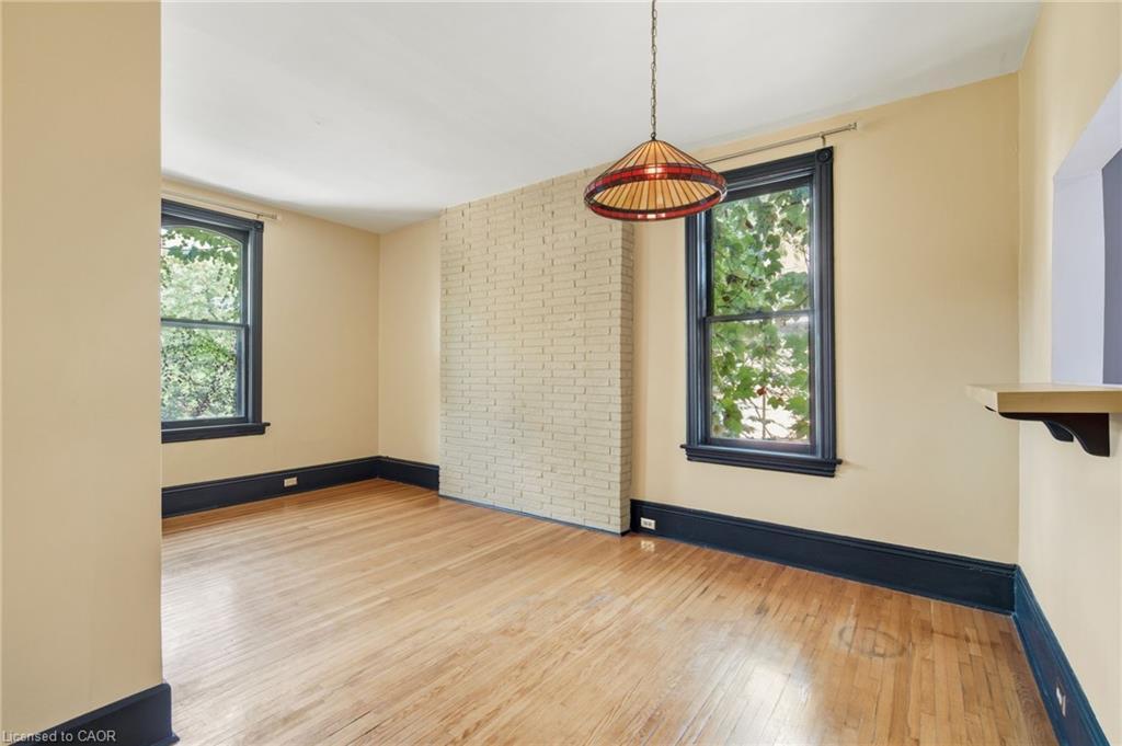 2-223 Bay Street S, Hamilton, ON - Indoor Photo Showing Other Room