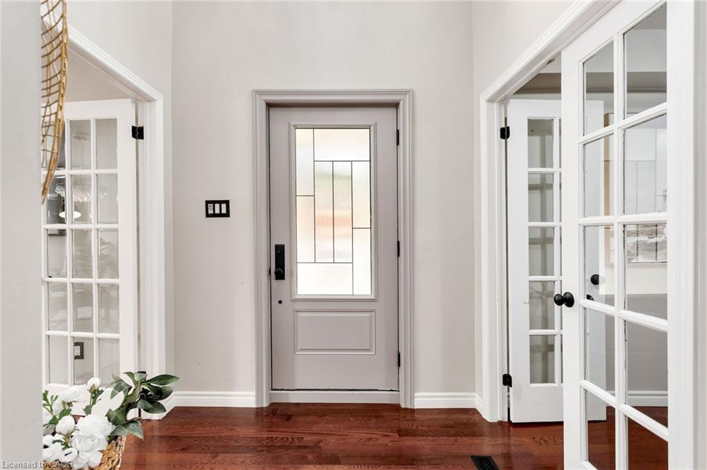 7-2006 Glenada Crescent, Oakville, ON - Indoor Photo Showing Other Room