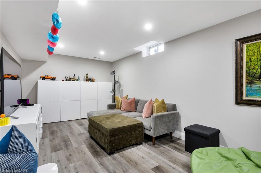 7-2006 Glenada Crescent, Oakville, ON - Indoor