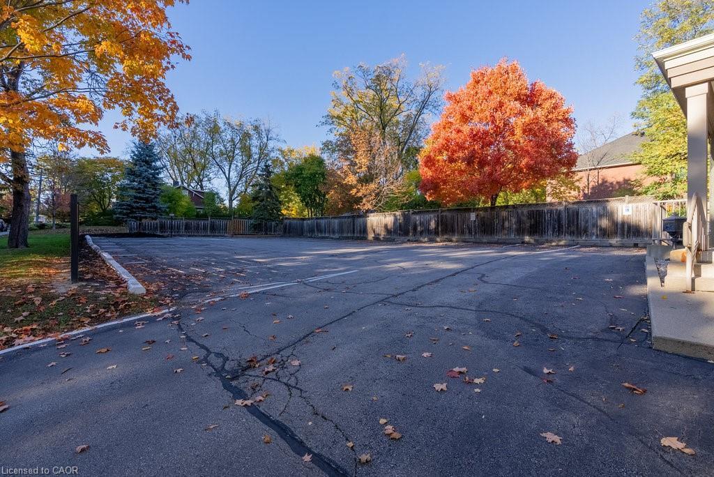 2159 Lakeshore Road, Burlington, ON