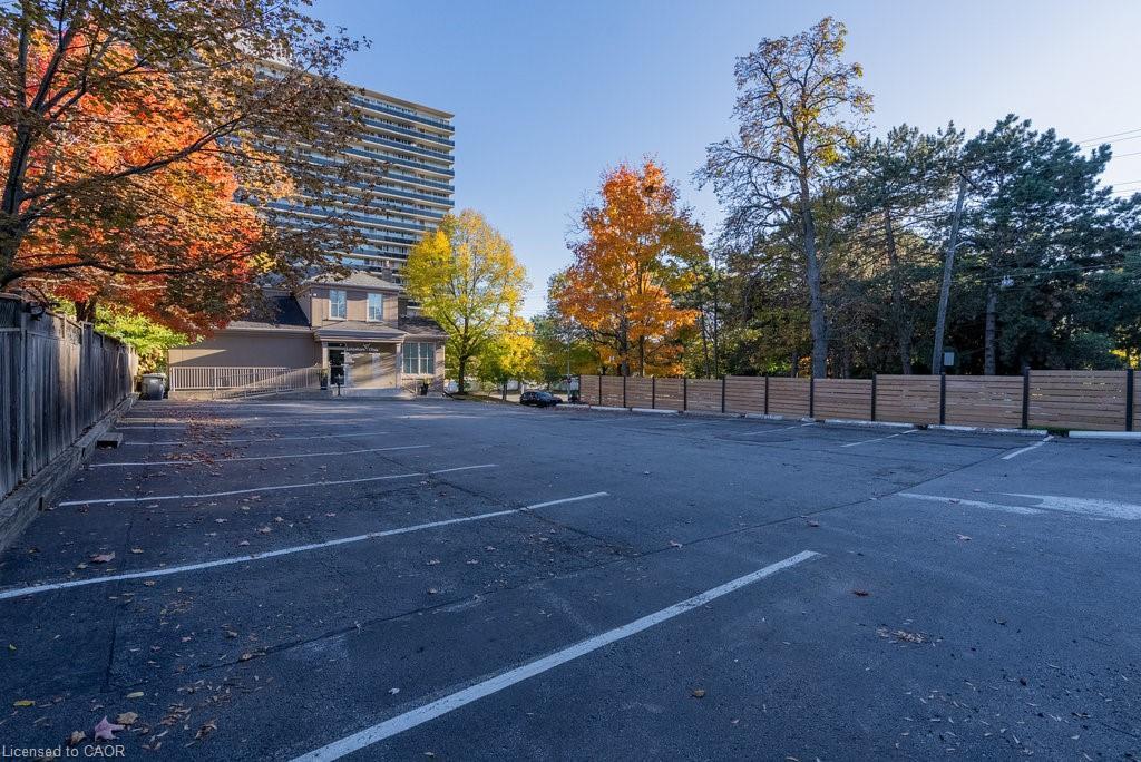 2159 Lakeshore Road, Burlington, ON