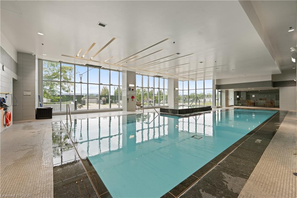 906-2087 Fairview Street, Burlington, ON - Indoor Photo Showing Other Room With In Ground Pool