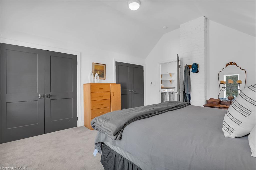 210 Lancaster Street E, Kitchener, ON - Indoor Photo Showing Bedroom