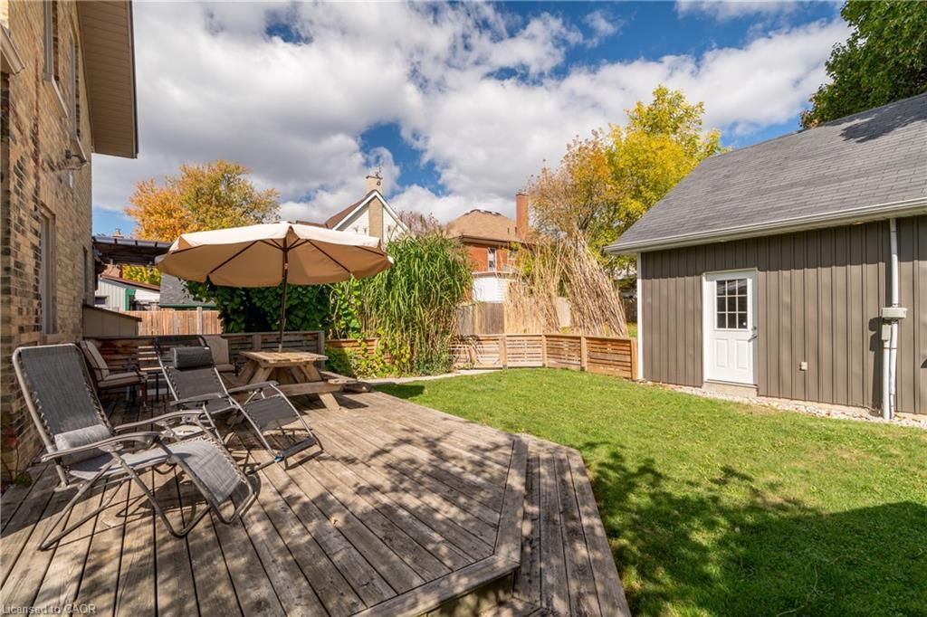 210 Lancaster Street E, Kitchener, ON - Outdoor With Deck Patio Veranda