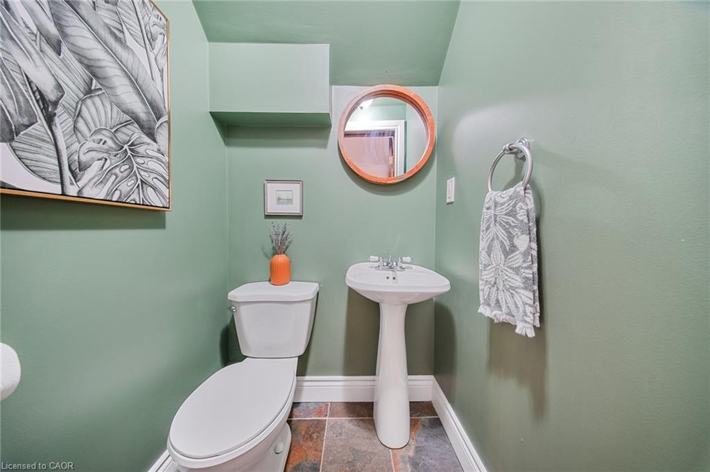 60 Heins Avenue, Kitchener, ON - Indoor Photo Showing Bathroom