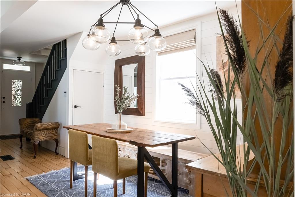 70 Bramley Street S, Port Hope, ON - Indoor Photo Showing Dining Room