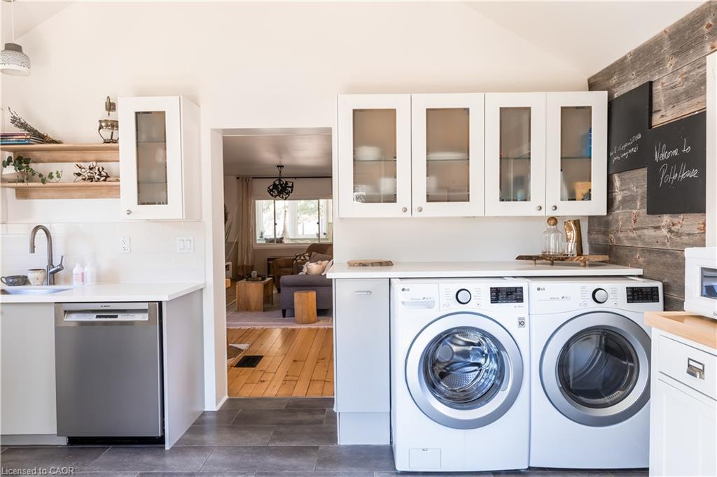 70 Bramley Street S, Port Hope, ON - Indoor Photo Showing Laundry Room