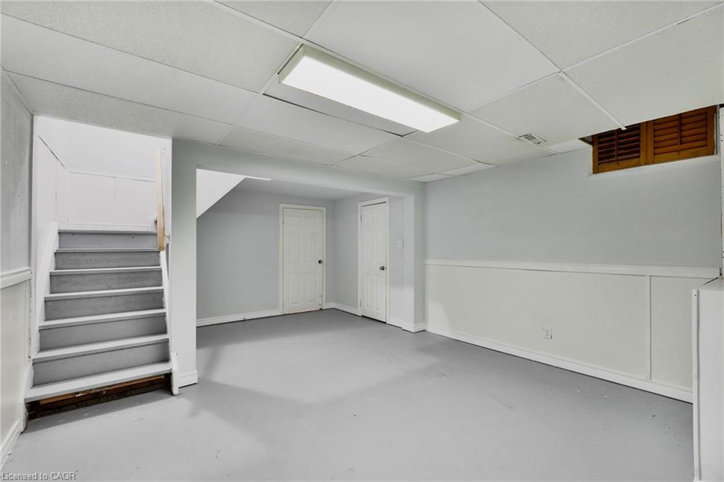 17 Maplestone Avenue, Sarnia, ON - Indoor