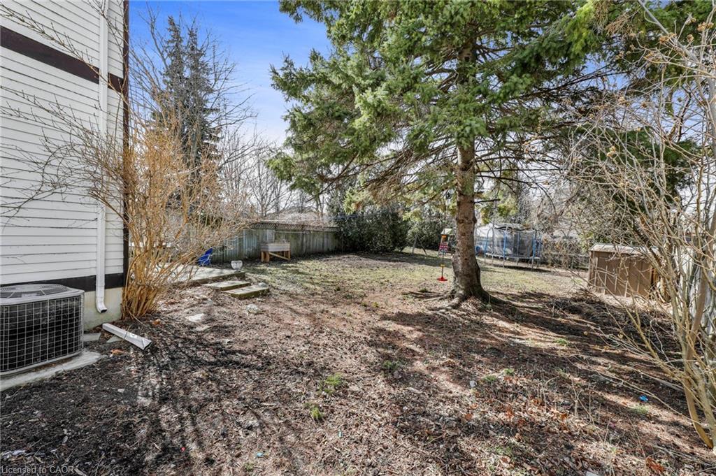 17 Maplestone Avenue, Sarnia, ON - Outdoor