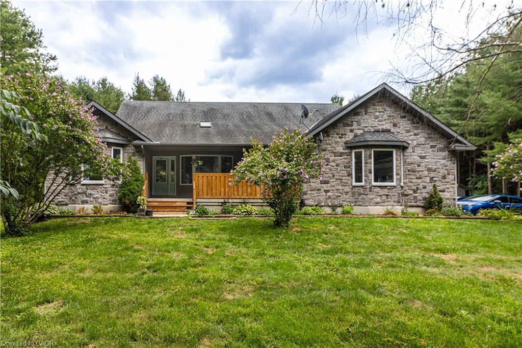 1048 Norfolk County Rd 28, Frogmore, ON - Outdoor With Deck Patio Veranda