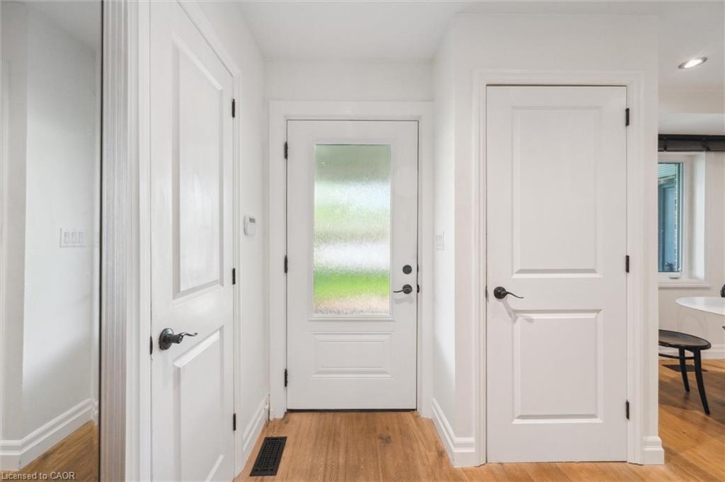 179 Shanley Terrace, Oakville, ON - Indoor Photo Showing Other Room