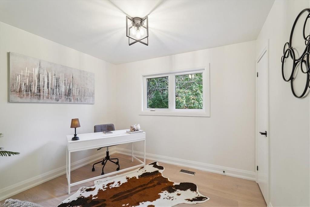 1391 Mountain Grove Avenue, Burlington, ON - Indoor