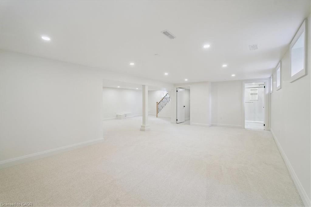 1391 Mountain Grove Avenue, Burlington, ON - Indoor