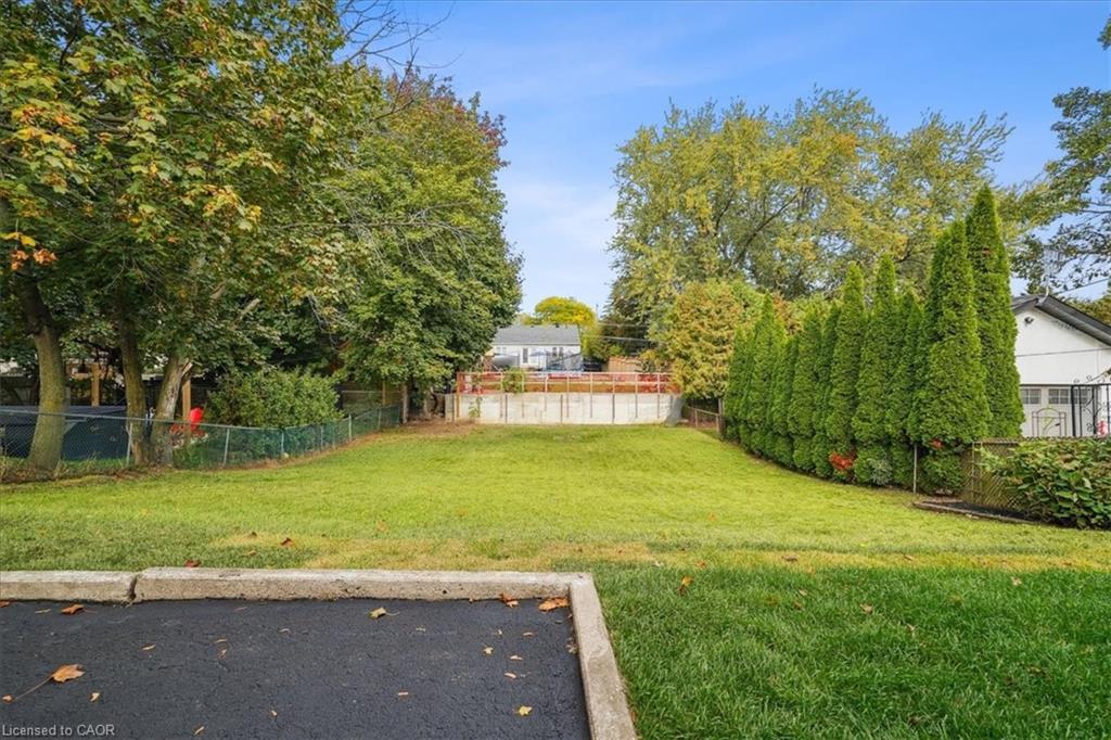 1391 Mountain Grove Avenue, Burlington, ON - Outdoor