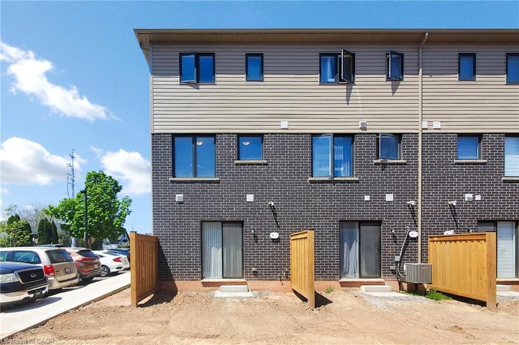 2 Reid Avenue North Avenue, Hamilton, ON - Outdoor With Exterior