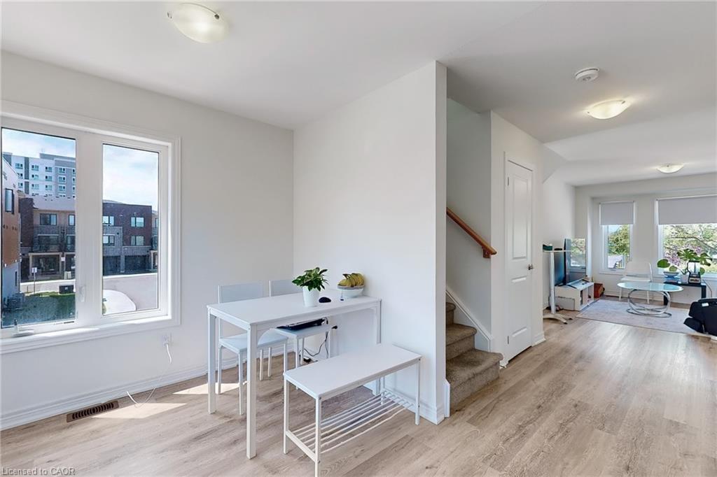 2 Reid Avenue North Avenue, Hamilton, ON - Indoor